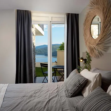 Design Lillian With A Beautiful Sea View